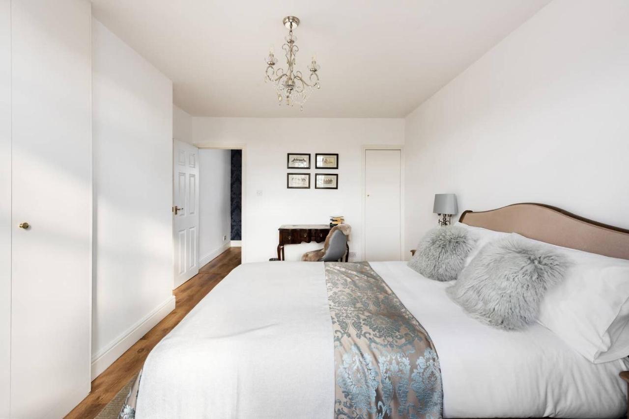 The Bluebird - One Bedroom Apartment In Watford Watford  Exterior photo